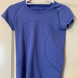Lululemon short sleeve